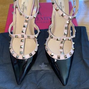 Valentino Black Rockstud Heel 8.5 / 38.5